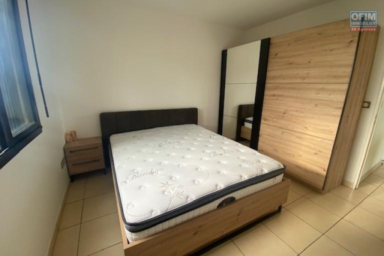 A louer T2 meublé (à l'année) dans la residence Lobellia à Ste Clotilde.