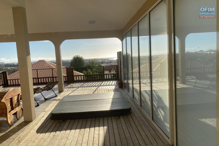 A vendre Villa d'exception avec vue sur oc&eacute;an Quartier Boeuf-Mort LA POSSESSION