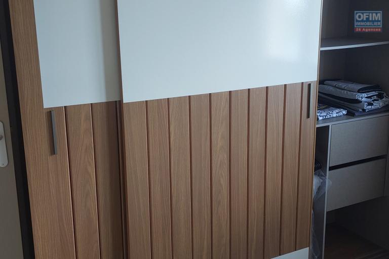 A louer bel appartement meublé refait à neuf à St Leu Stella