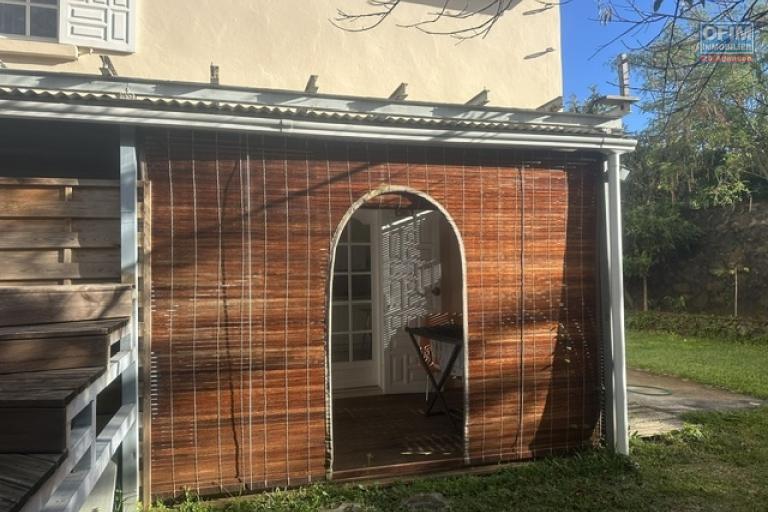 Charmant studio meubl&eacute; de 30m2 environ &agrave; La Ligne des Bambous