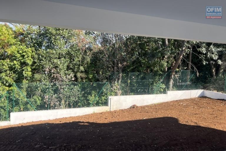 A louer villa F4 neuve dans une petite impasse calme de la Ravine Sèche AVIRONS