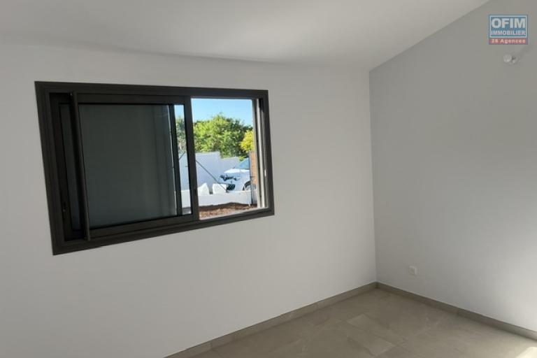 A louer villa F4 neuve dans une petite impasse calme de la Ravine Sèche AVIRONS
