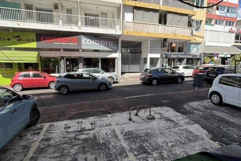 Local commercial à louer – Centre-ville de Saint-Denis (Carré d'Or)