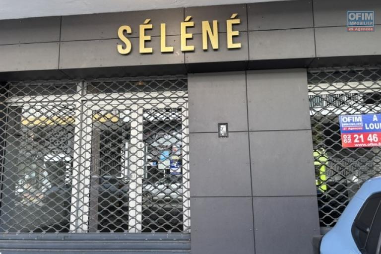 Local commercial à louer – Centre-ville de Saint-Denis (Carré d'Or)