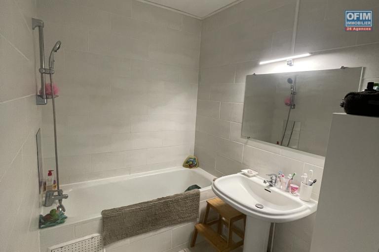 À VENDRE T3 DUPLEX EN REZ DE CHAUSSEE 69 M2 BOUCAN CANOT RÉSIDENCE ODYSSEAN