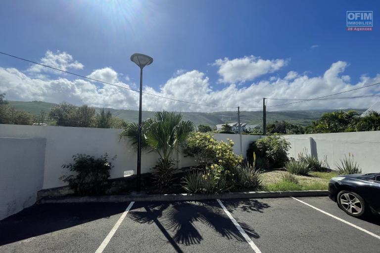 LA SALINE-LES-BAINS –T2 AVEC VARANGUE, JARDIN ET 2 PLACES PARKING – VENDU MEUBLÉ - Parking 2 places n°7 et 10