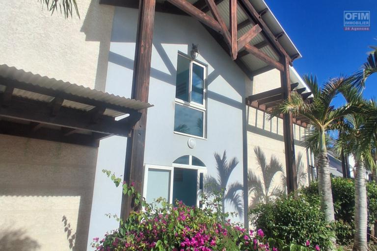 A LOUER appartement de type F2 sur la Saline Les Bains