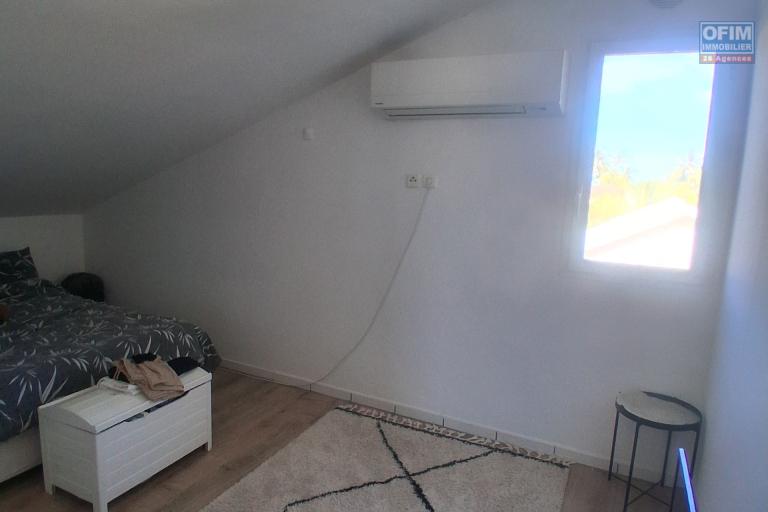 A LOUER appartement de type F2 sur la Saline Les Bains
