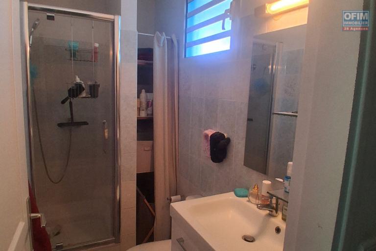 A LOUER appartement de type F2 sur la Saline Les Bains