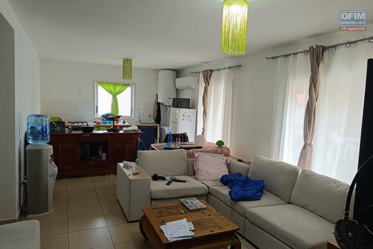 À VENDRE – Ensemble immobilier composé de 4 appartements T3 – Idéal investisseur - Salon T3 rez de chaussée