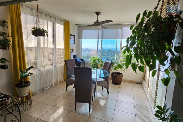 A vendre à LA POSSESSION (97419) un T4 d’environ 80 m² avec une vue panoramique