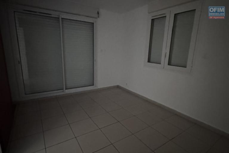 A vendre bel appartement de type F3 sur la r&eacute;sidence LES DUNES DE L'OCEAN dans quartier un r&eacute;sidentiel &agrave; Saint Denis BELLEPIERRE