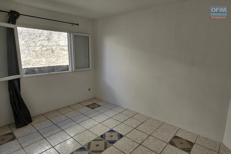 A louer maison individuelle type F5 avec jardin située à PITON CAILLOUX/ STE MARIE