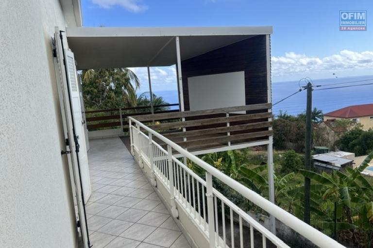 A louer villa F5 avec petite vue et proche du lyc&eacute;e des AVIRONS
