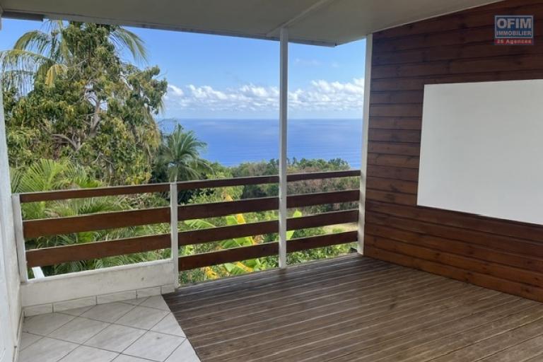 A louer villa F5 avec petite vue et proche du lyc&eacute;e des AVIRONS