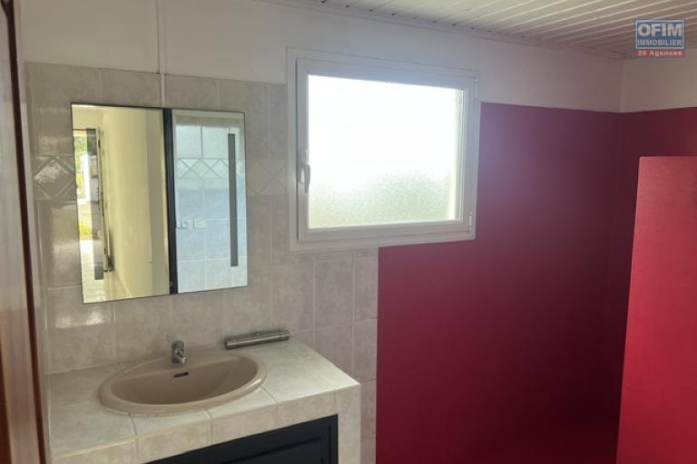A louer villa F5 avec petite vue et proche du lyc&eacute;e des AVIRONS