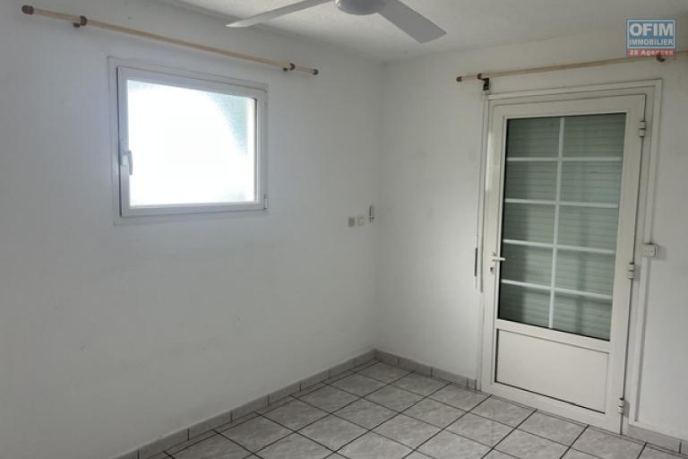 A louer villa F5 avec petite vue et proche du lyc&eacute;e des AVIRONS