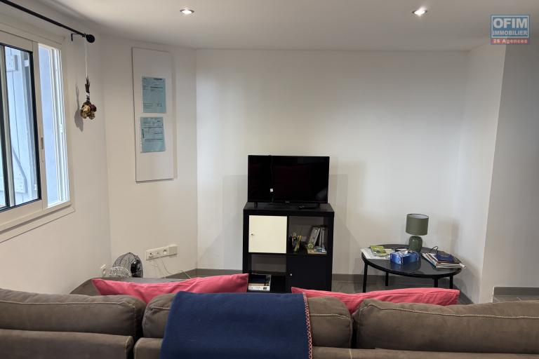 A vendre - Ensemble immobilier de 5 appartements à La Chaloupe Saint-Leu