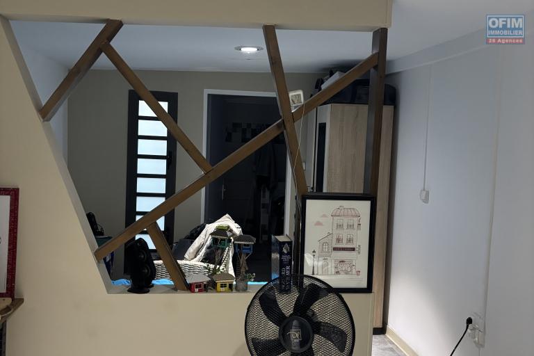 A vendre - Ensemble immobilier de 5 appartements à La Chaloupe Saint-Leu