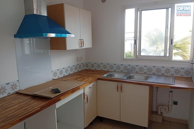 A LOUER APPARTEMENT T3 DE 78 M2 AVEC JARDIN A LA SALINE LES BAINS