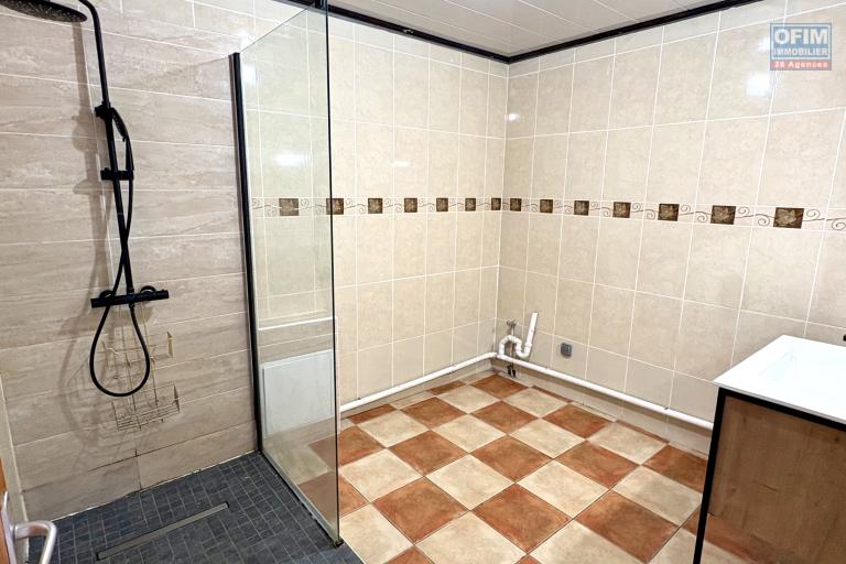 A Louer bel appartement F3 en Duplex avec 2 terrasses