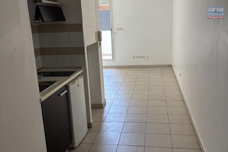 À LOUER – STUDIO À SAINT-DENIS