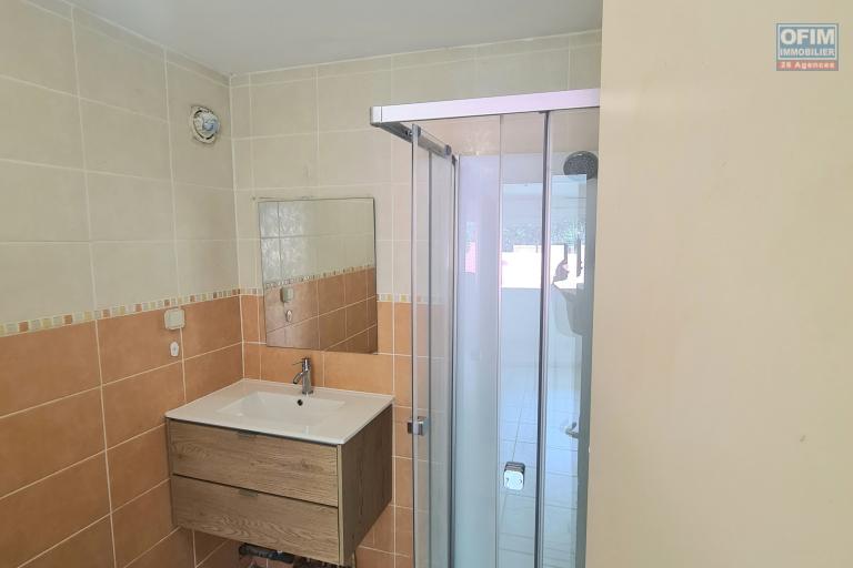 &Agrave; LOUER &ndash; T2, 1 chambre &ndash; R&eacute;sidence Charl&egrave;ne proximit&eacute; centre ville Sainte marie