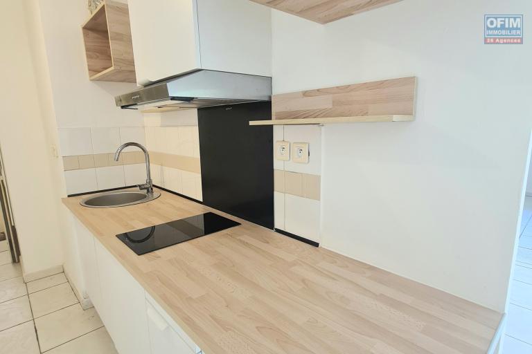 &Agrave; LOUER &ndash; T2, 1 chambre &ndash; R&eacute;sidence Charl&egrave;ne proximit&eacute; centre ville Sainte marie