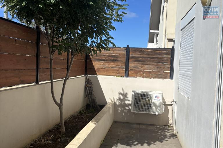 A vendre - Saint-Leu - Tr&egrave;s beau T3 d'environ 62 m2 en face de la plage