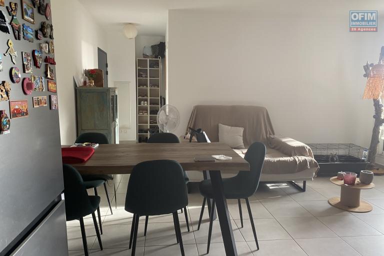 A vendre appartement T3 avec beau volume - A la Possession Camp Magloire.