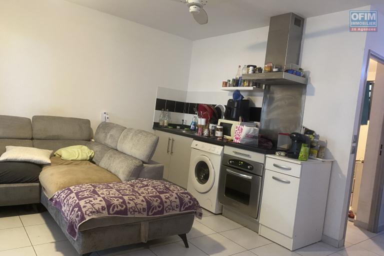 A vendre T3 en rez-de-jardin avec piscine – L’Étang-Salé-les-Hauts.