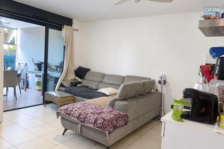 A vendre T3 en rez-de-jardin avec piscine – L’Étang-Salé-les-Hauts.