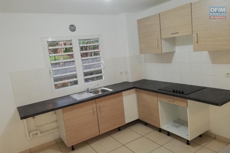 Appartement F2 avec terrasse de 62 m2 à Saint-Joseph