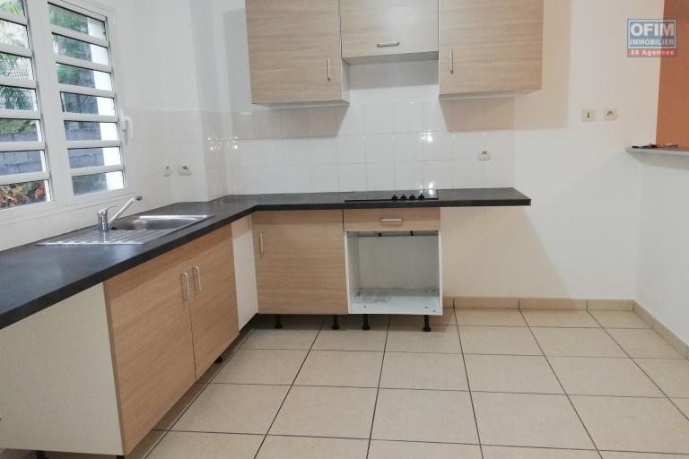 Appartement F2 avec terrasse de 62 m2 à Saint-Joseph