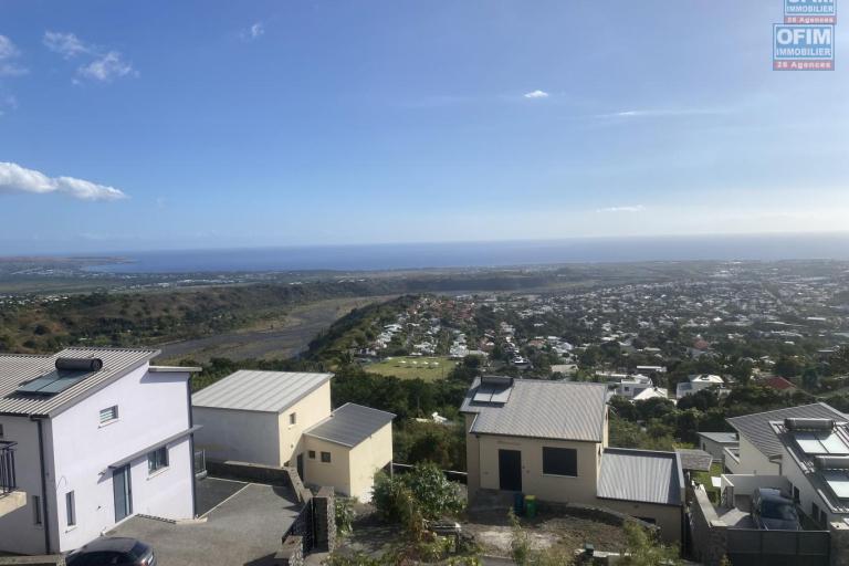 A vendre villa d'architecte avec vue oc&eacute;an panoramique - LA POSSESION