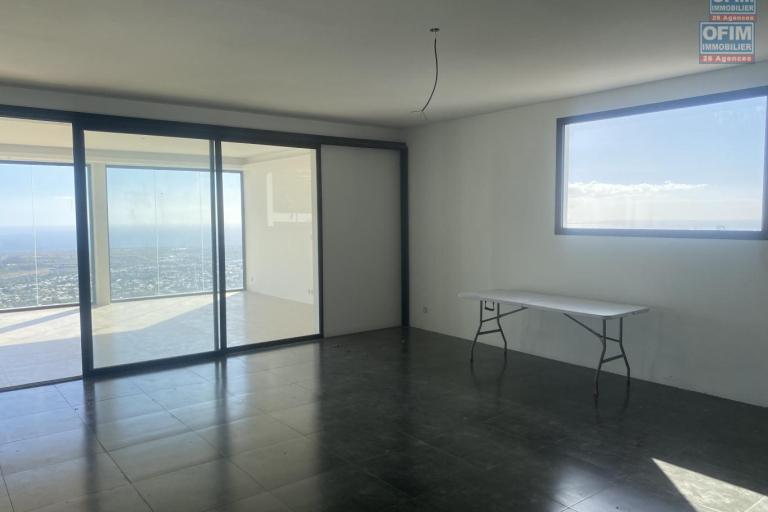 A vendre villa d'architecte avec vue oc&eacute;an panoramique - LA POSSESION