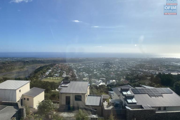 A vendre villa d'architecte avec vue oc&eacute;an panoramique - LA POSSESION