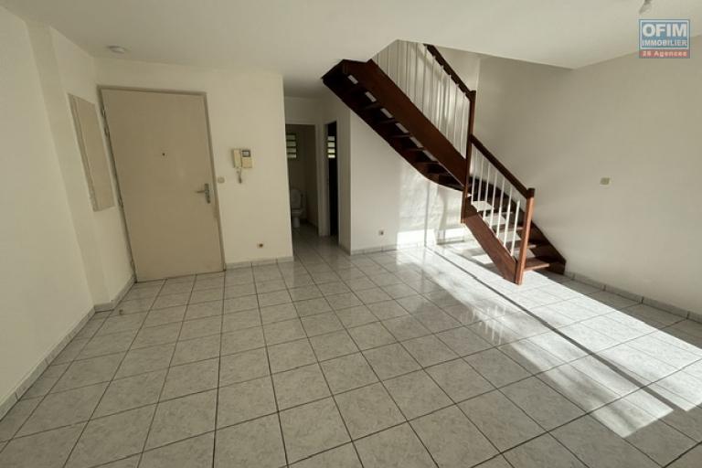 A vendre T3 duplex à La Montagne residence les huppes de Bourbon