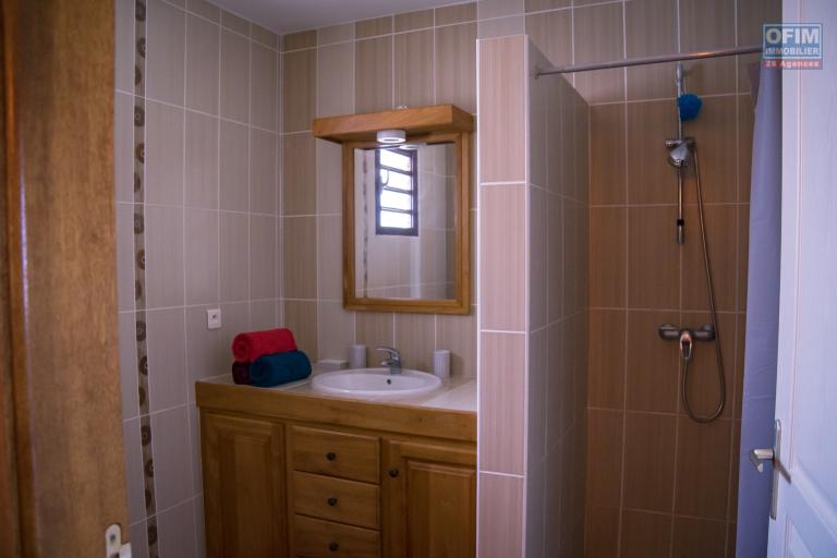 Belle Villa F4 Duplex meublée à Terre Sainte Quartier des pêcheurs
