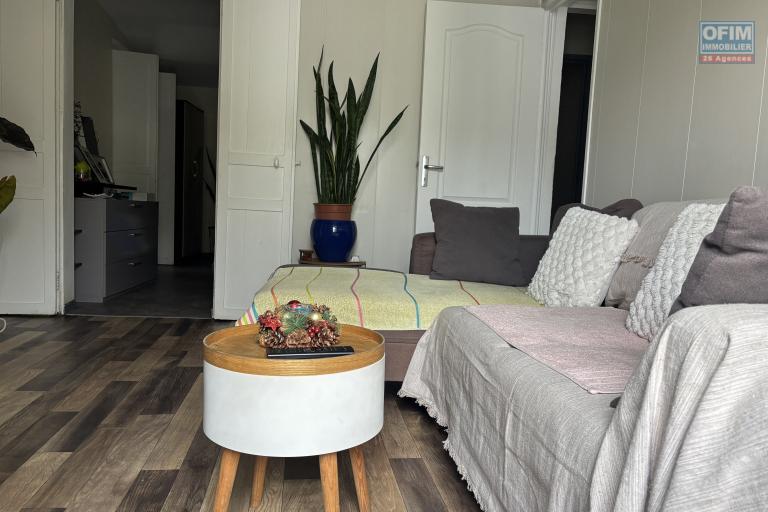 A vendre à la Chaloupe Saint-leu - Maison divisée en 5 appartements