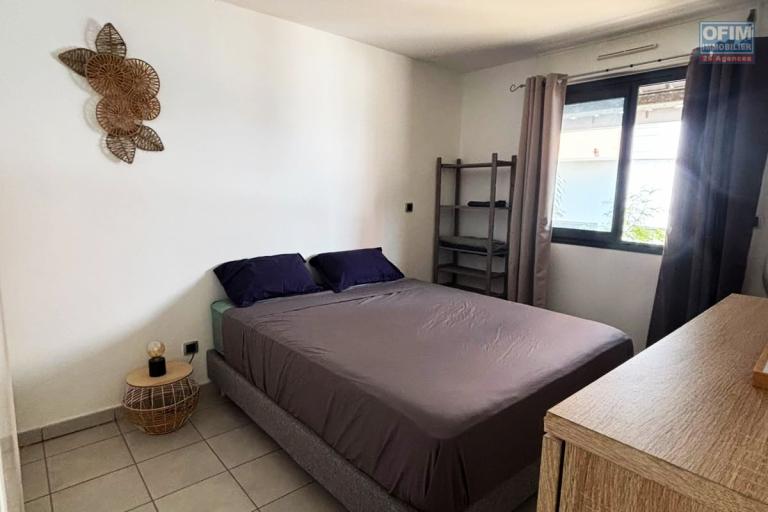 A louer appartement type 2 meublé a la Résidence Zéphyr a Saint - Clotilde proche de hôpital