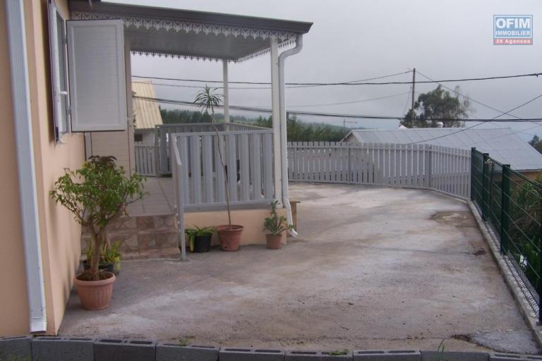 A louer jolie villa de type F4 d'environ 70 m² la Plaine des Cafres 21éme Km