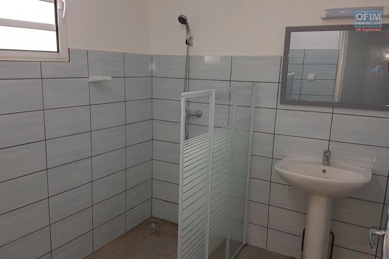 A louer jolie villa de type F4 d'environ 70 m² la Plaine des Cafres 21éme Km