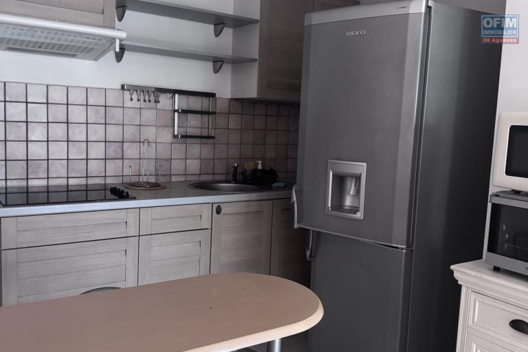 À louer Joly, appartement de type F2 en meublé sur la résidence clos des Z’evis à Saint-Denis