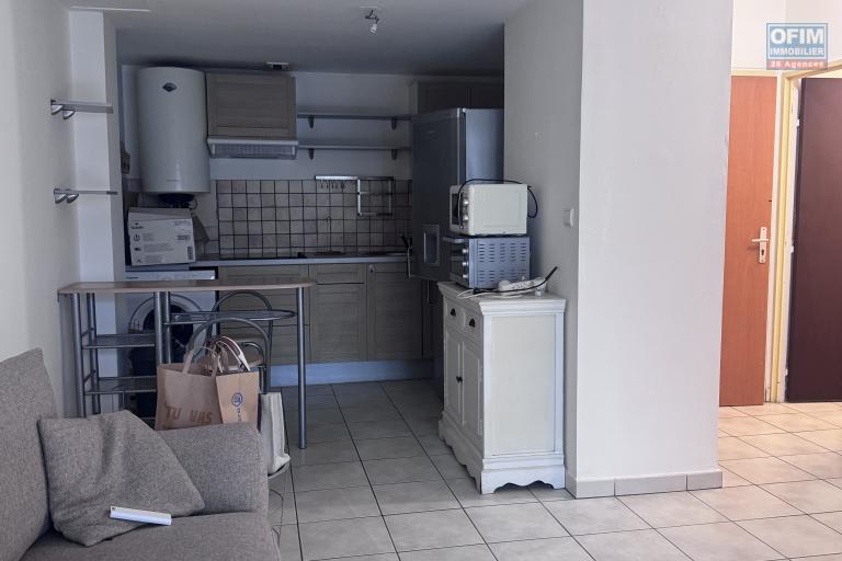 À louer Joly, appartement de type F2 en meublé sur la résidence clos des Z’evis à Saint-Denis