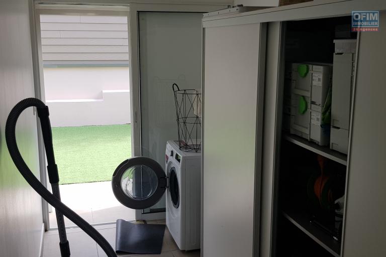 À louer – Villa F5 avec piscine au calme, proche centre-ville de L’Étang-Salé