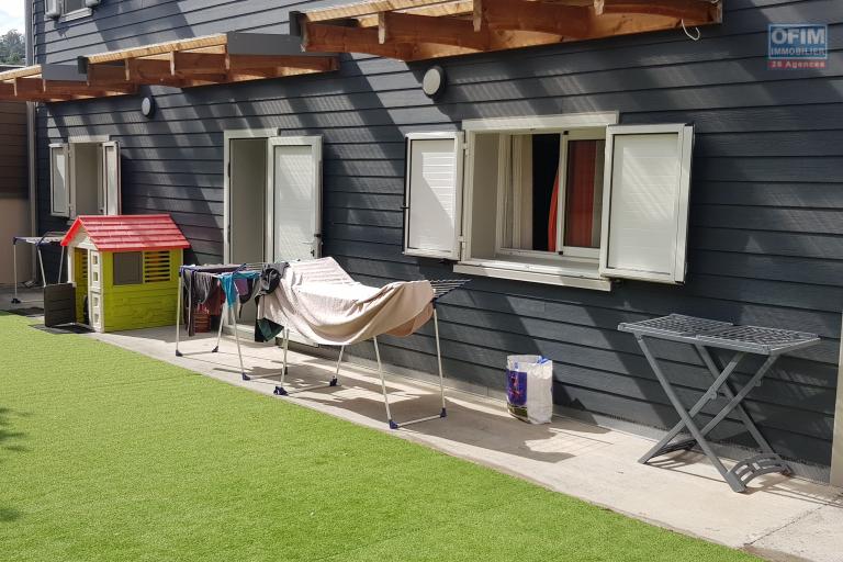 À louer – Villa F5 avec piscine au calme, proche centre-ville de L’Étang-Salé