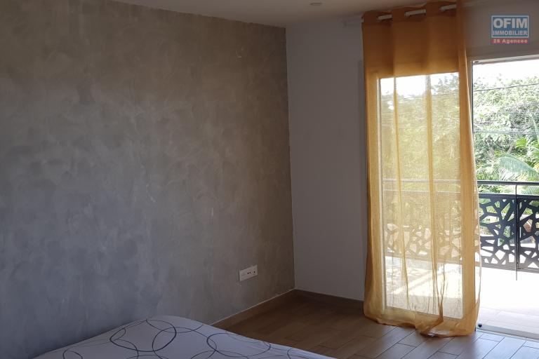 À louer – Villa F5 avec piscine au calme, proche centre-ville de L’Étang-Salé