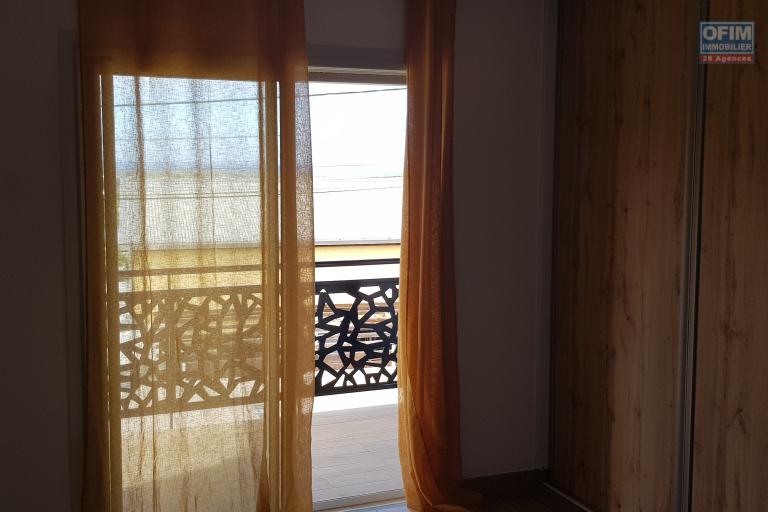 À louer – Villa F5 avec piscine au calme, proche centre-ville de L’Étang-Salé