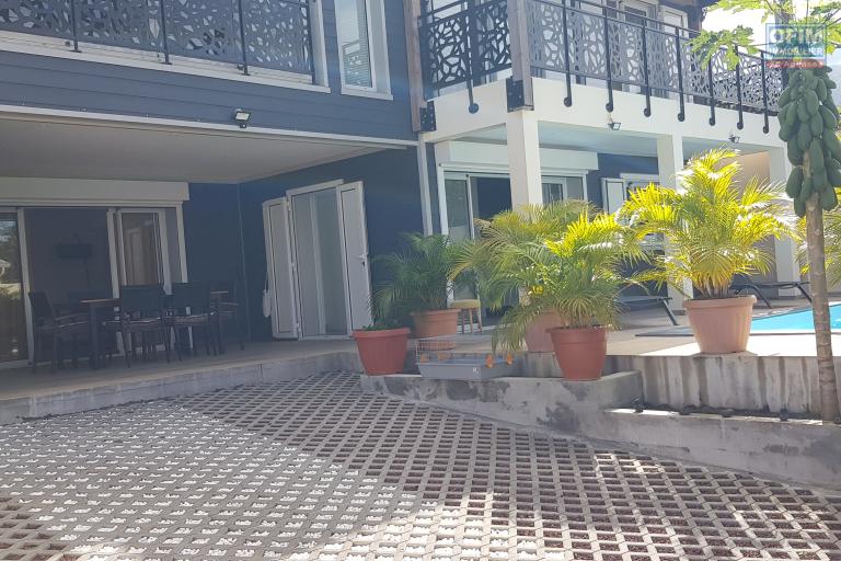 À louer – Villa F5 avec piscine au calme, proche centre-ville de L’Étang-Salé
